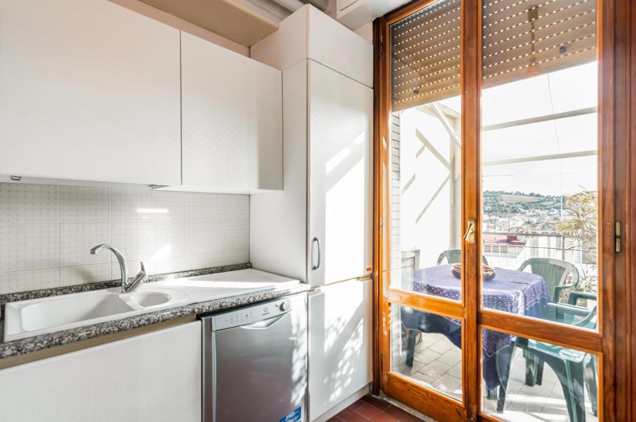 Attico Pisaurum - Central Apartment With Parking! Pesaro Exterior foto